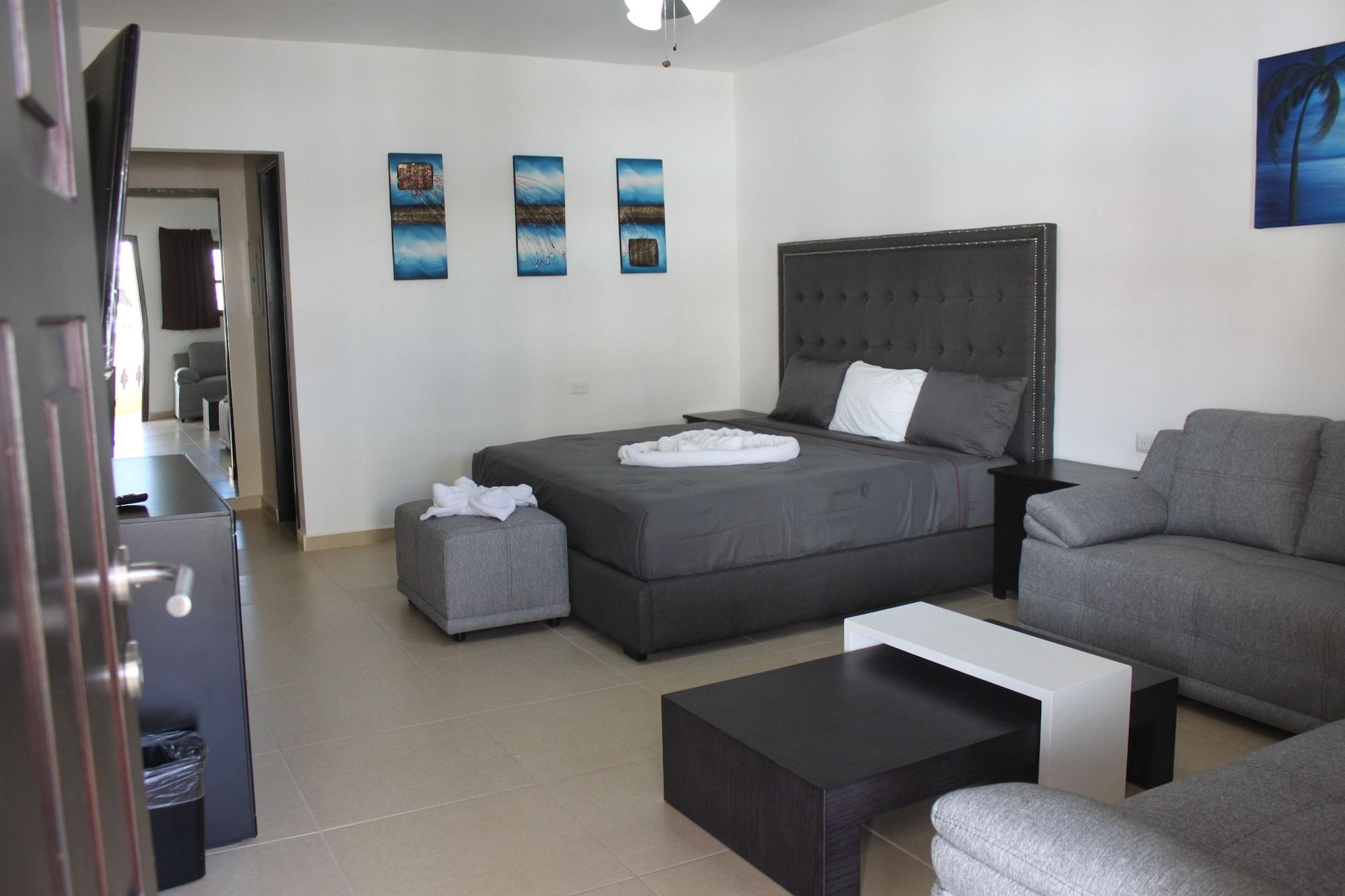 We Playa Hostal